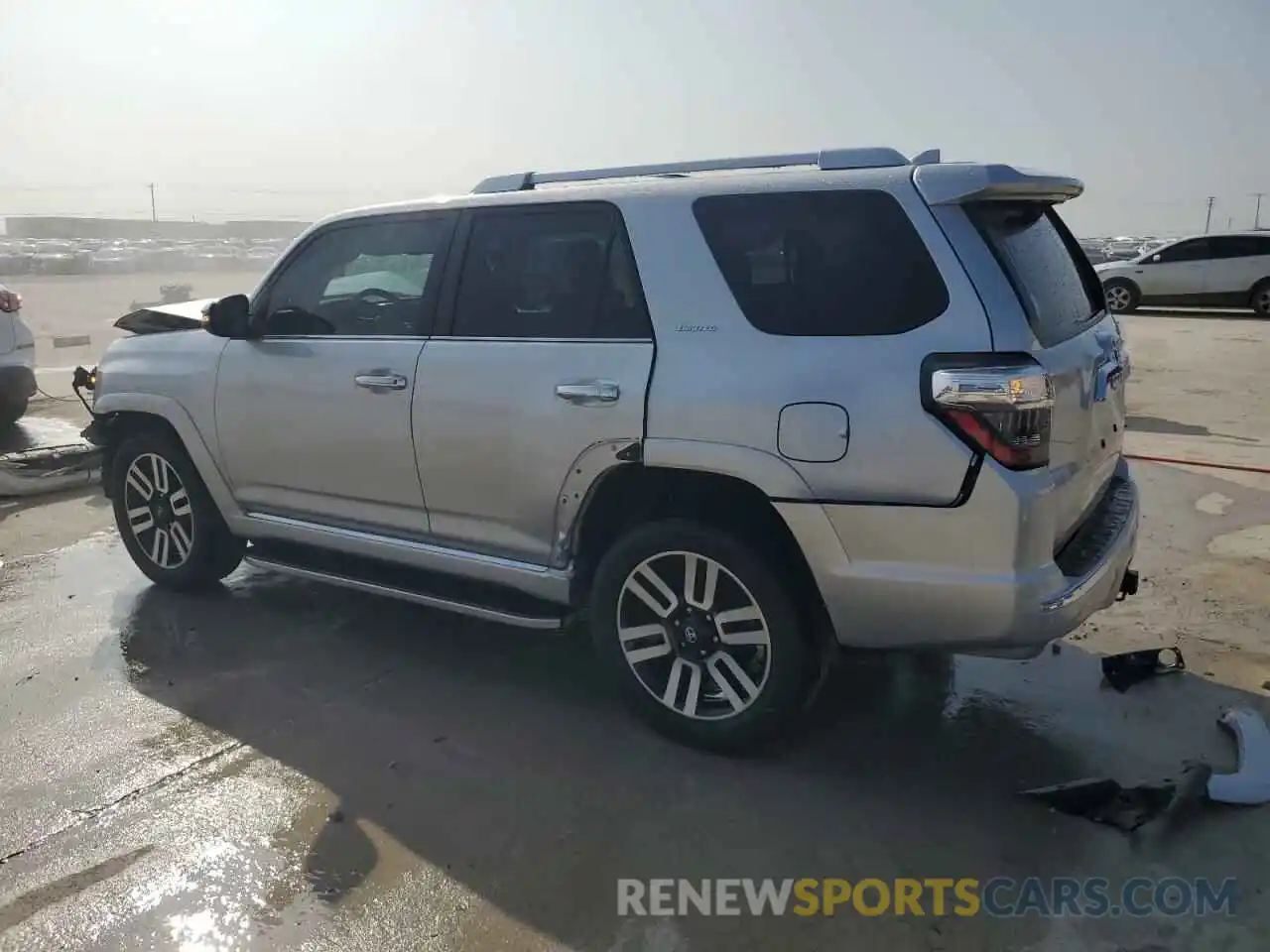 2 Photograph of a damaged car JTEKU5JR1N6037078 TOYOTA 4RUNNER 2022