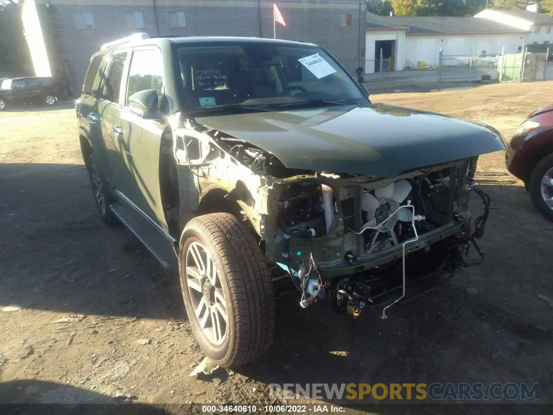 1 Photograph of a damaged car JTEKU5JR1N6076463 TOYOTA 4RUNNER 2022