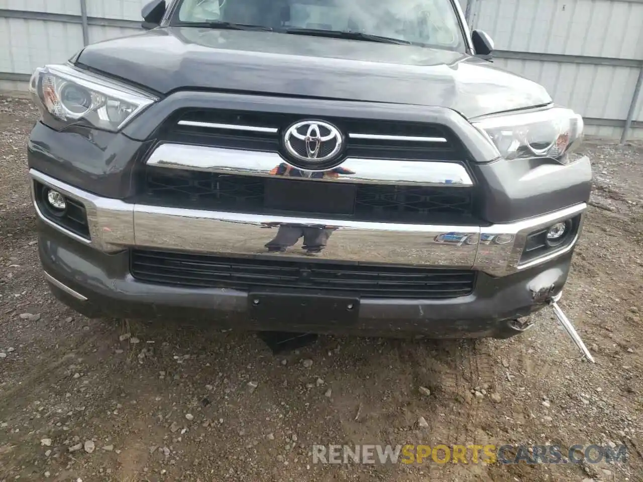 9 Photograph of a damaged car JTEKU5JR2N6022721 TOYOTA 4RUNNER 2022