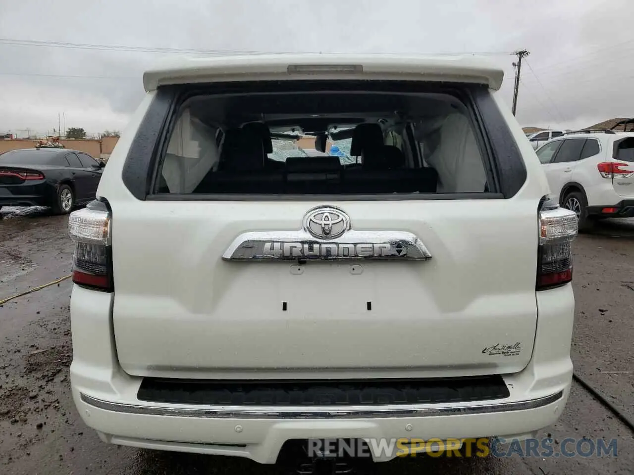 6 Photograph of a damaged car JTEKU5JR4N6030240 TOYOTA 4RUNNER 2022