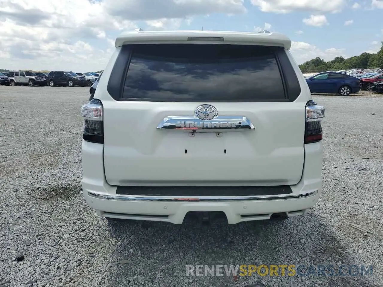 6 Photograph of a damaged car JTEKU5JR5N5985828 TOYOTA 4RUNNER 2022