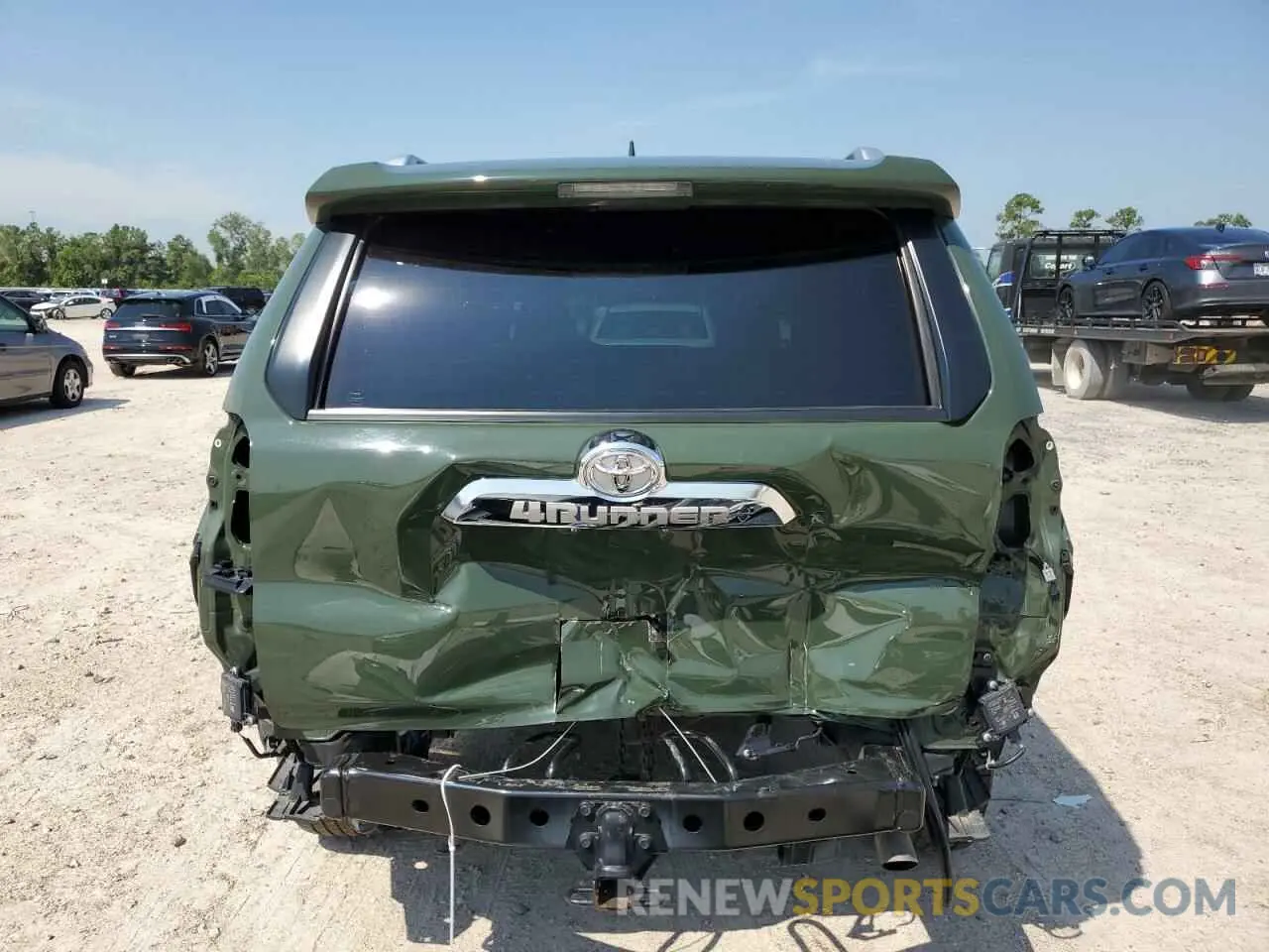 6 Photograph of a damaged car JTEKU5JR6N5992092 TOYOTA 4RUNNER 2022