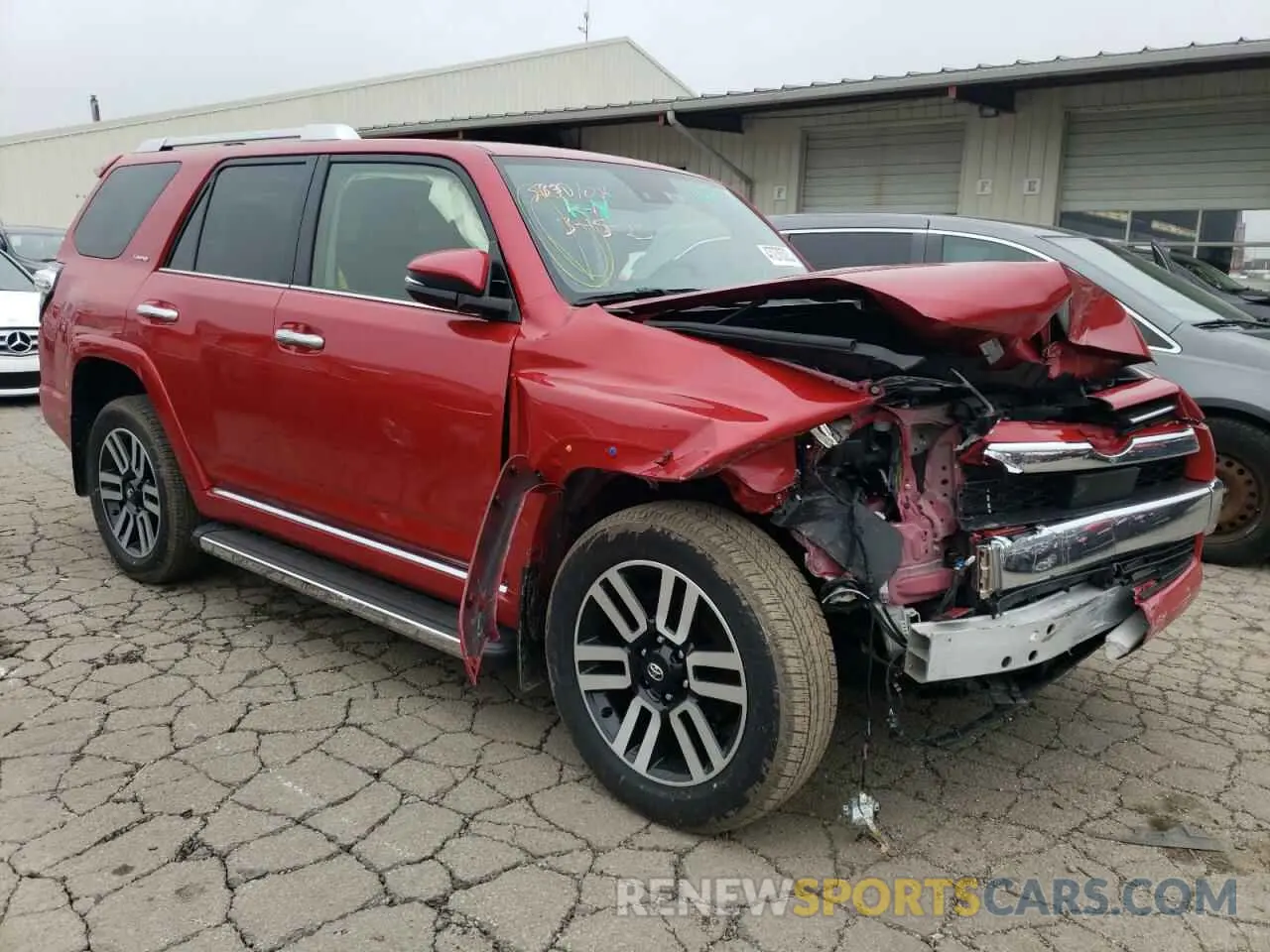4 Photograph of a damaged car JTEKU5JR8N5984706 TOYOTA 4RUNNER 2022