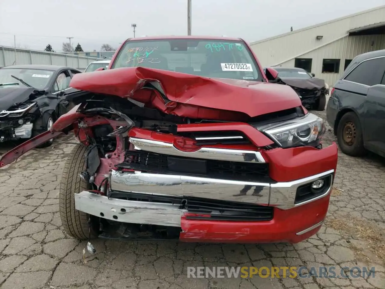 5 Photograph of a damaged car JTEKU5JR8N5984706 TOYOTA 4RUNNER 2022