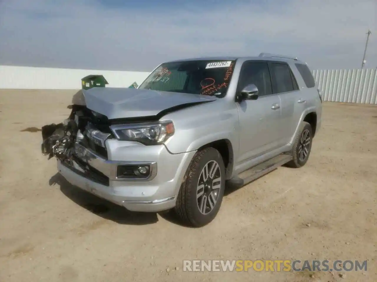 2 Photograph of a damaged car JTEKU5JR8N5992479 TOYOTA 4RUNNER 2022