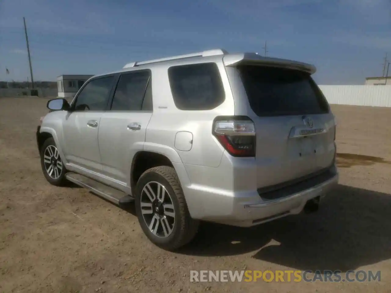 3 Photograph of a damaged car JTEKU5JR8N5992479 TOYOTA 4RUNNER 2022