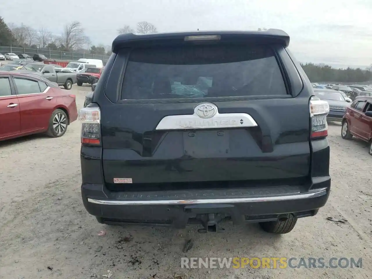 6 Photograph of a damaged car JTEKU5JR8N6005339 TOYOTA 4RUNNER 2022