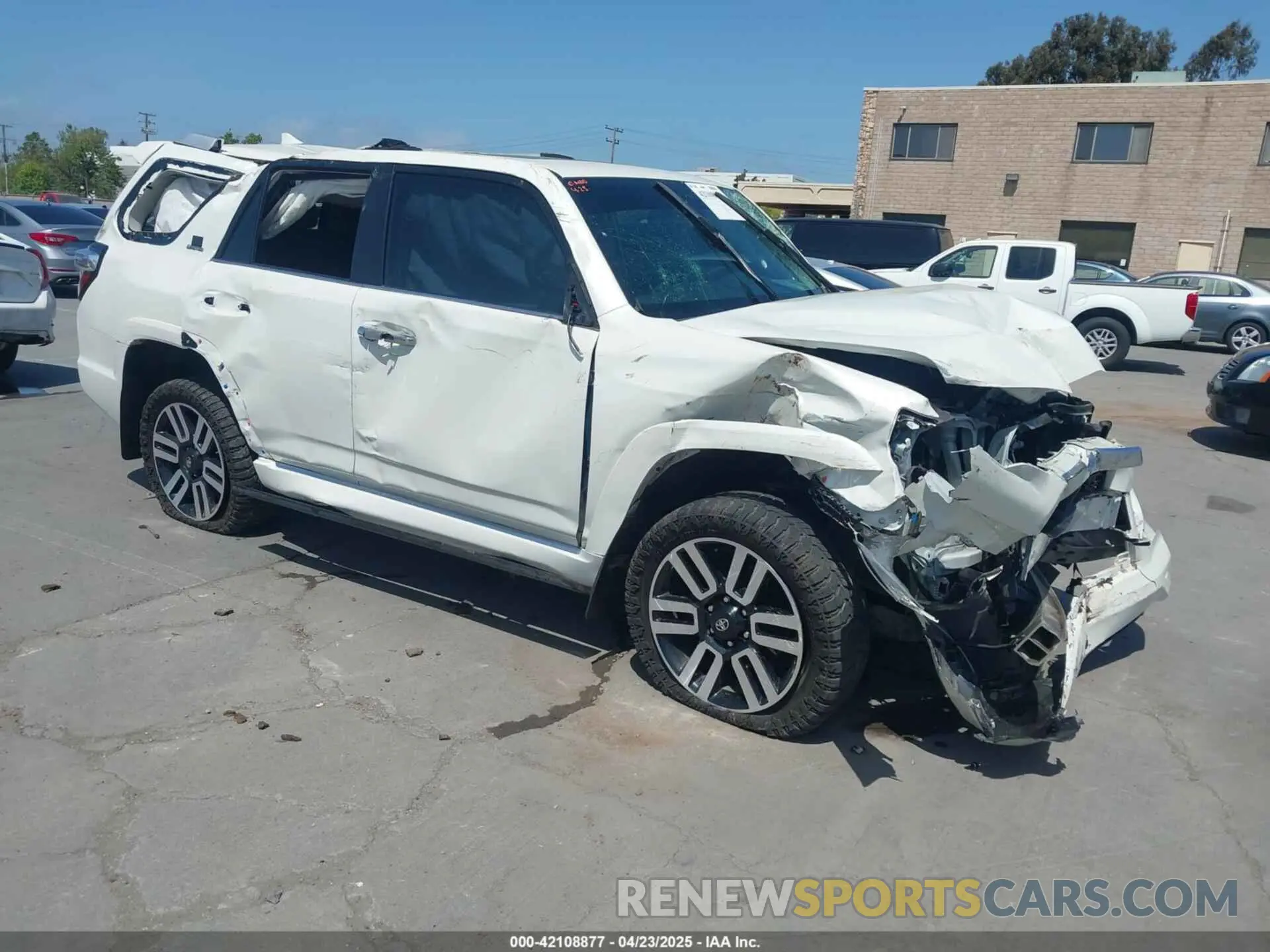 1 Photograph of a damaged car JTEKU5JR9N5988716 TOYOTA 4RUNNER 2022