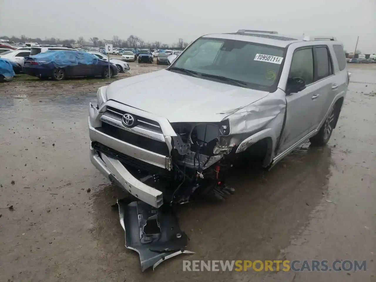 2 Photograph of a damaged car JTEKU5JRXN5978096 TOYOTA 4RUNNER 2022