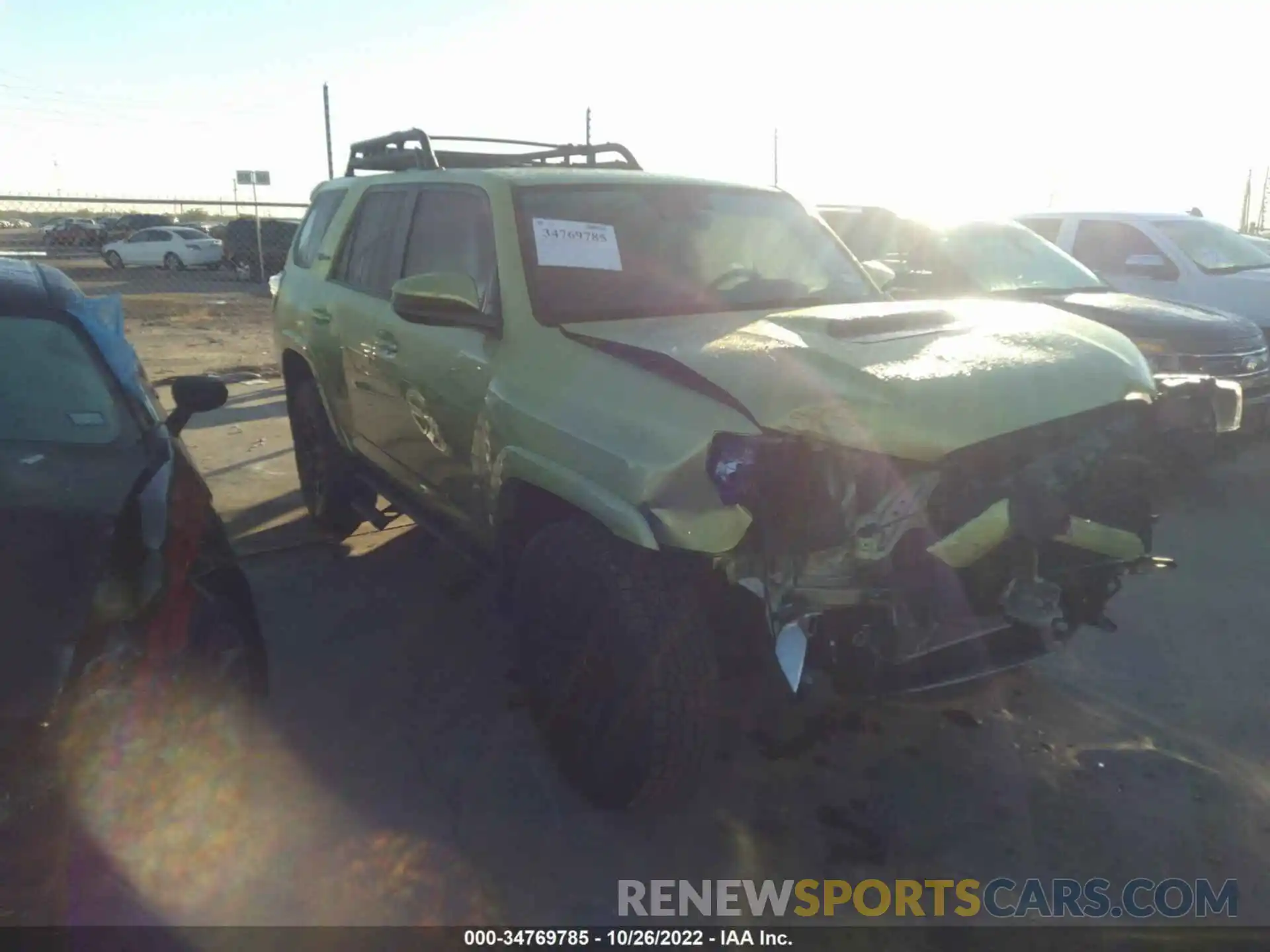 1 Photograph of a damaged car JTELU5JR0N5992819 TOYOTA 4RUNNER 2022