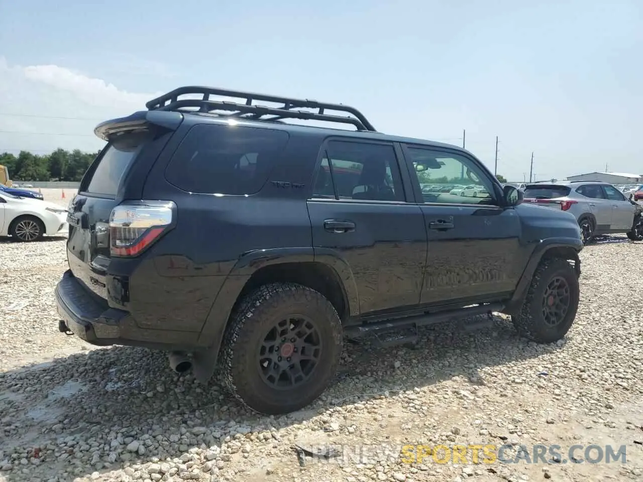 3 Photograph of a damaged car JTELU5JR2N6004630 TOYOTA 4RUNNER 2022