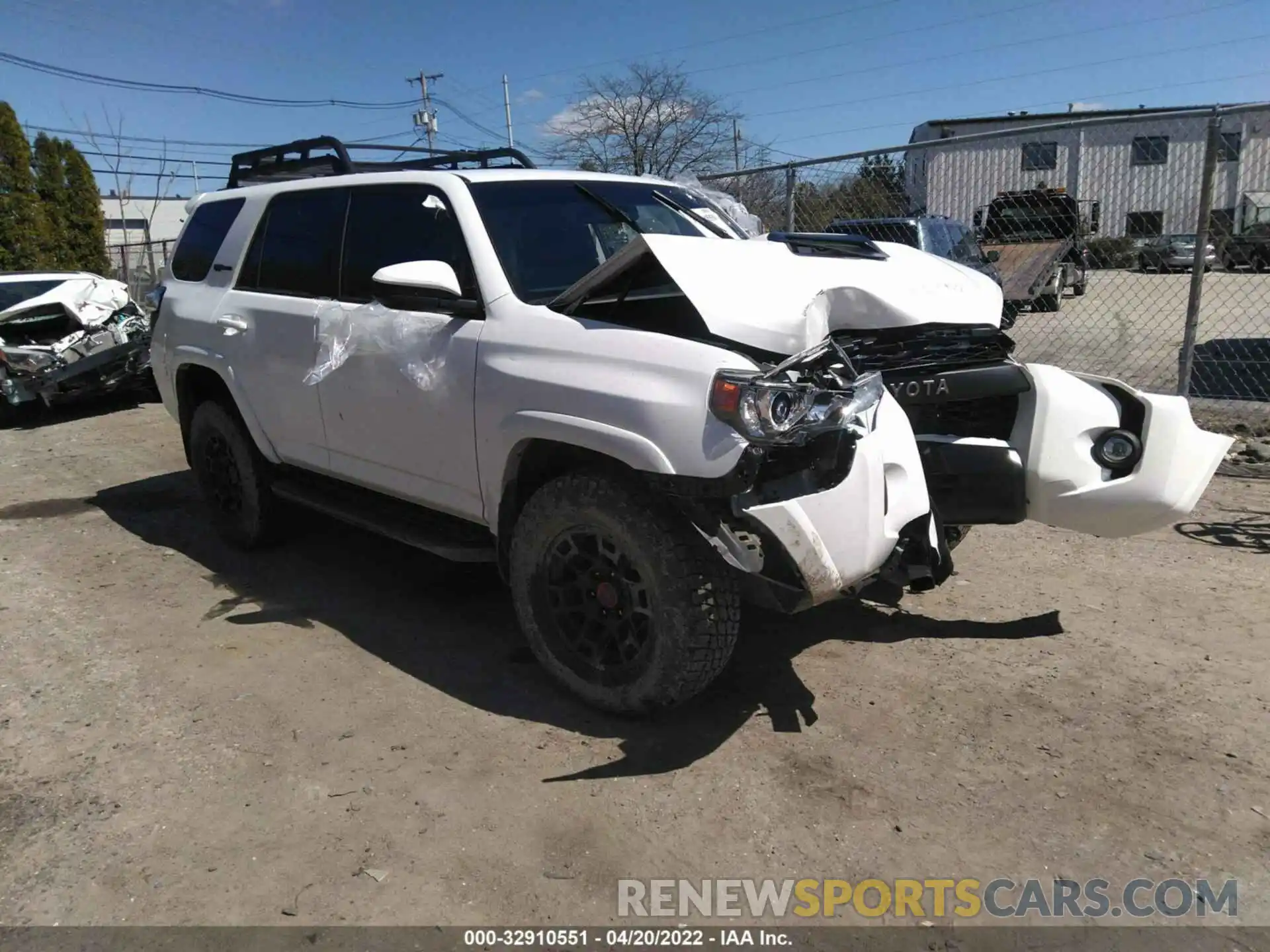 1 Photograph of a damaged car JTELU5JR5N5981444 TOYOTA 4RUNNER 2022