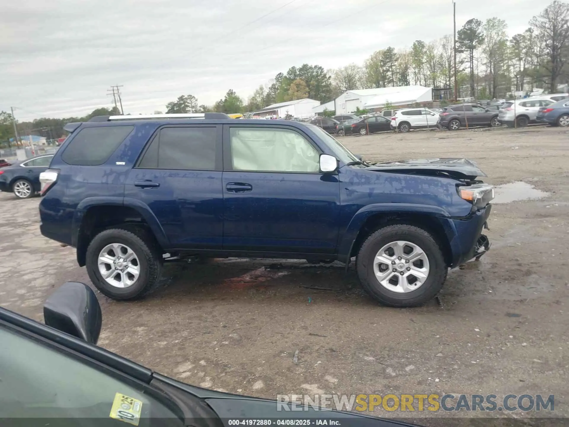 13 Photograph of a damaged car JTEMU5JR0N6028851 TOYOTA 4RUNNER 2022
