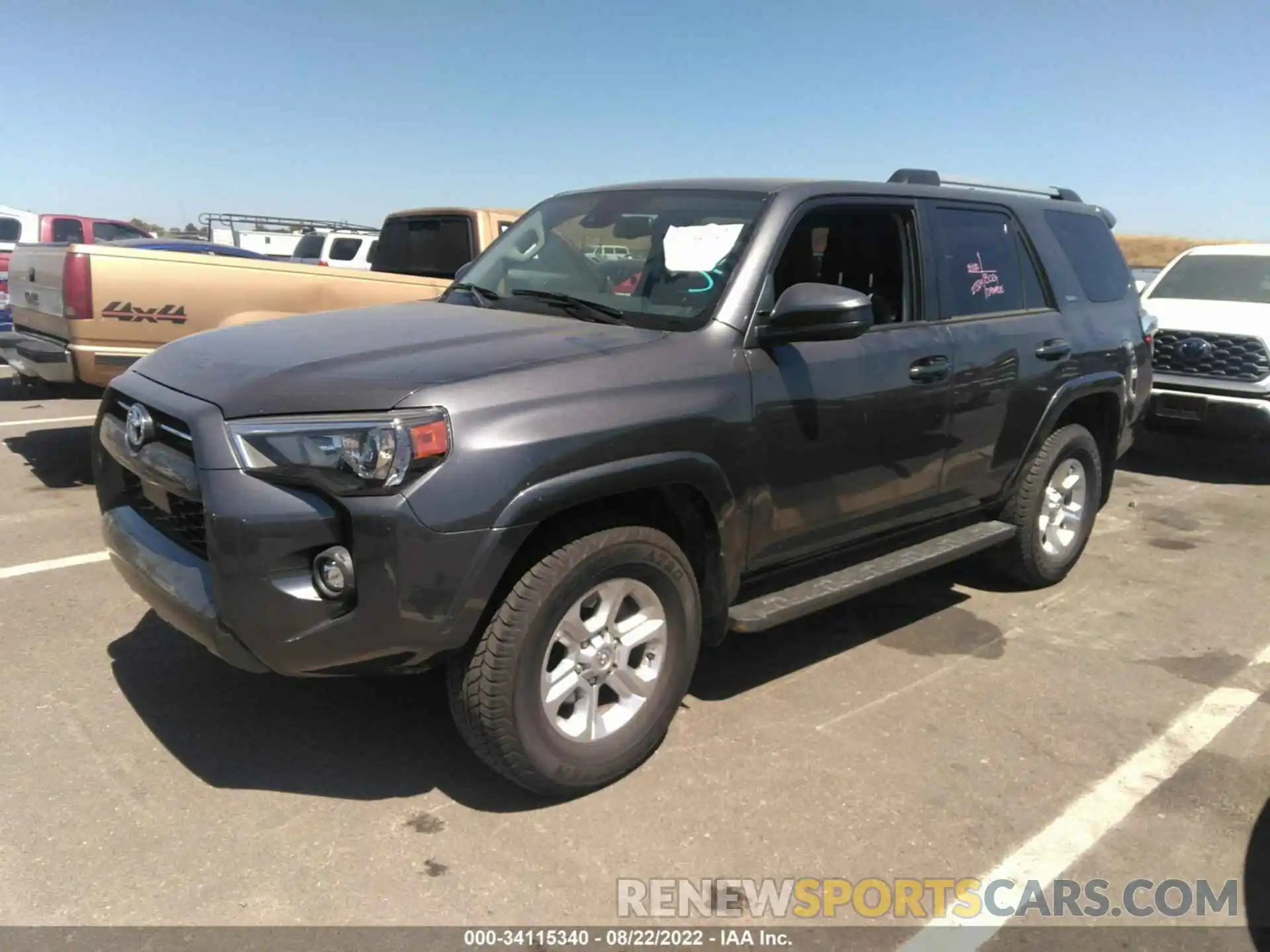 2 Photograph of a damaged car JTEMU5JR1N6001531 TOYOTA 4RUNNER 2022