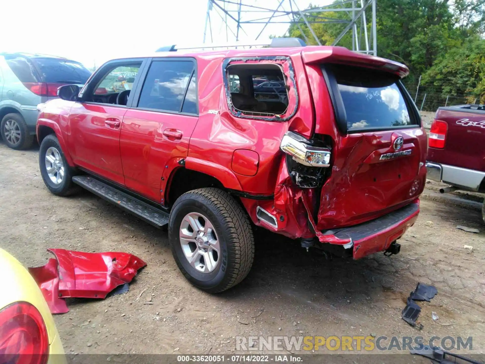 3 Photograph of a damaged car JTEMU5JR2N6019312 TOYOTA 4RUNNER 2022