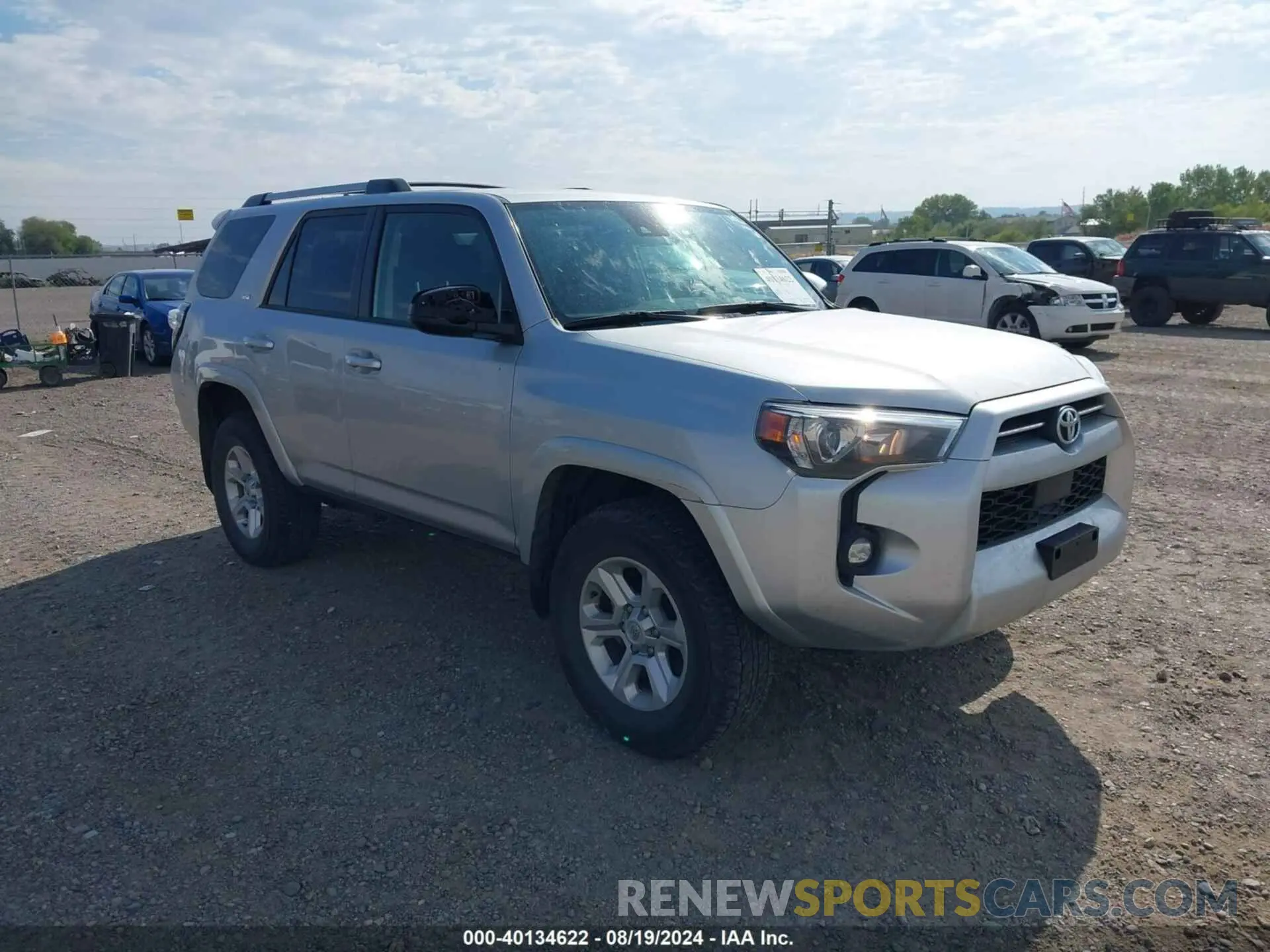 1 Photograph of a damaged car JTEMU5JR2N6029984 TOYOTA 4RUNNER 2022
