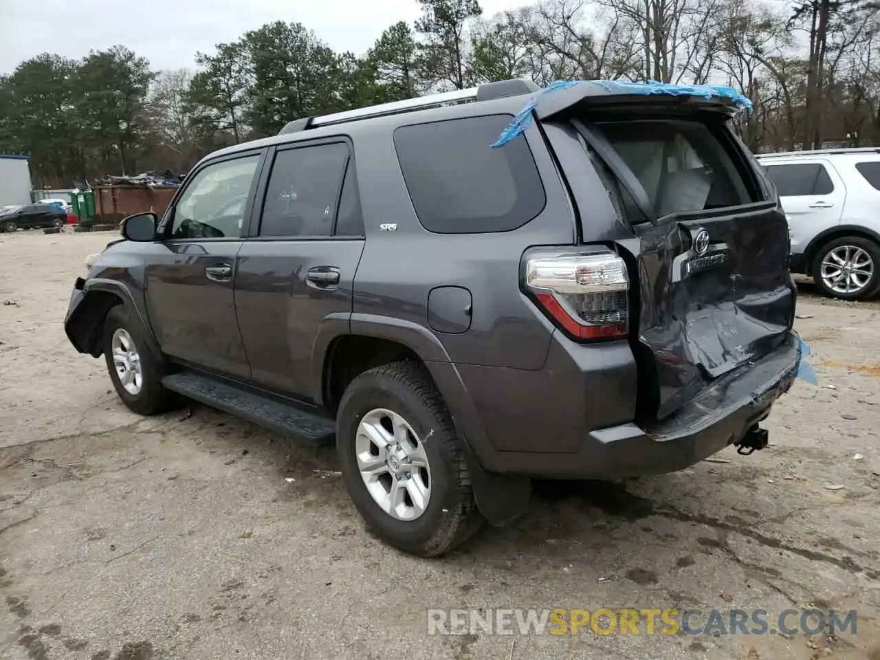 2 Photograph of a damaged car JTEMU5JR4N6030120 TOYOTA 4RUNNER 2022