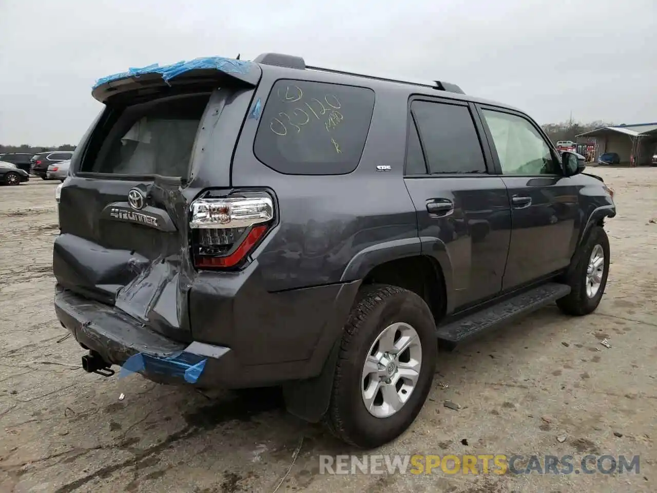 3 Photograph of a damaged car JTEMU5JR4N6030120 TOYOTA 4RUNNER 2022