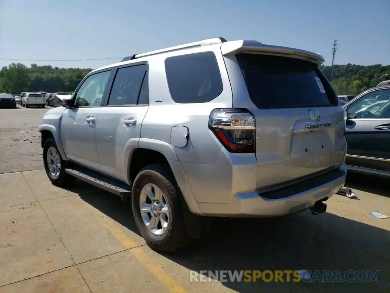 3 Photograph of a damaged car JTEMU5JR5N6052966 TOYOTA 4RUNNER 2022