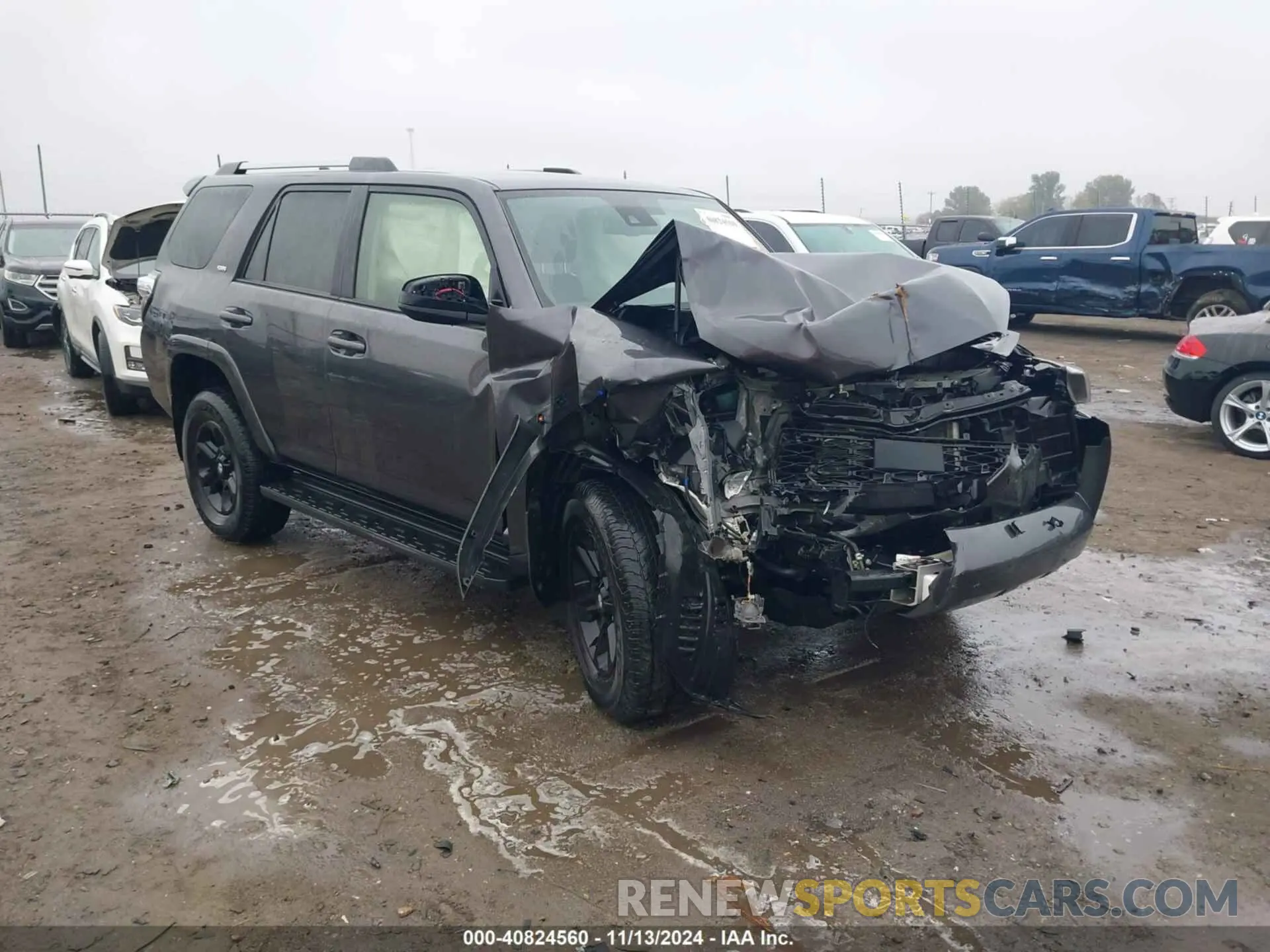 1 Photograph of a damaged car JTEMU5JR5N6063739 TOYOTA 4RUNNER 2022