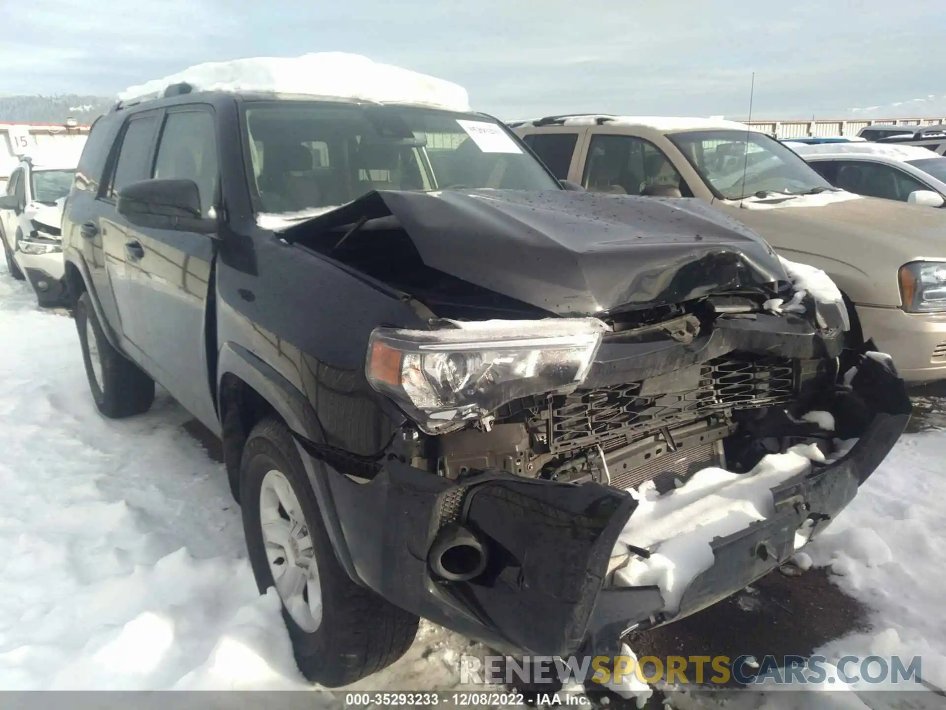 1 Photograph of a damaged car JTEMU5JR6N5993946 TOYOTA 4RUNNER 2022