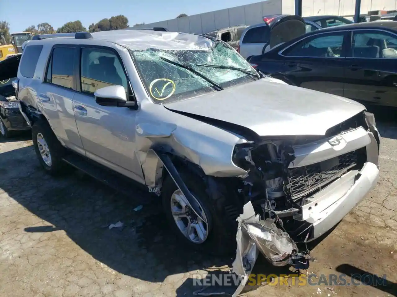 9 Photograph of a damaged car JTEMU5JR6N6001590 TOYOTA 4RUNNER 2022