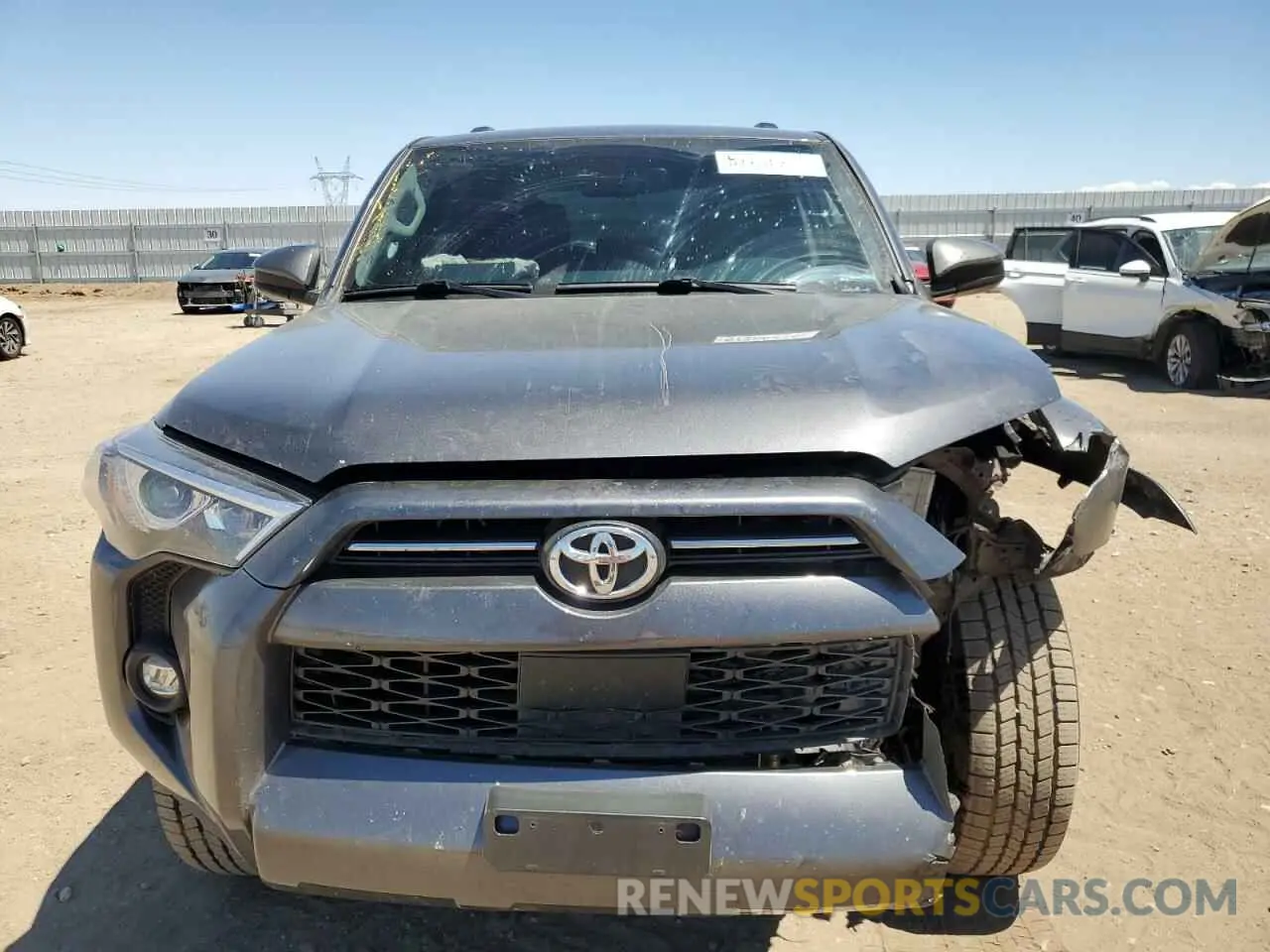5 Photograph of a damaged car JTEMU5JR7N5977125 TOYOTA 4RUNNER 2022