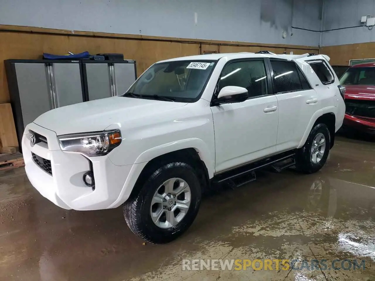 1 Photograph of a damaged car JTEMU5JR7N6041838 TOYOTA 4RUNNER 2022