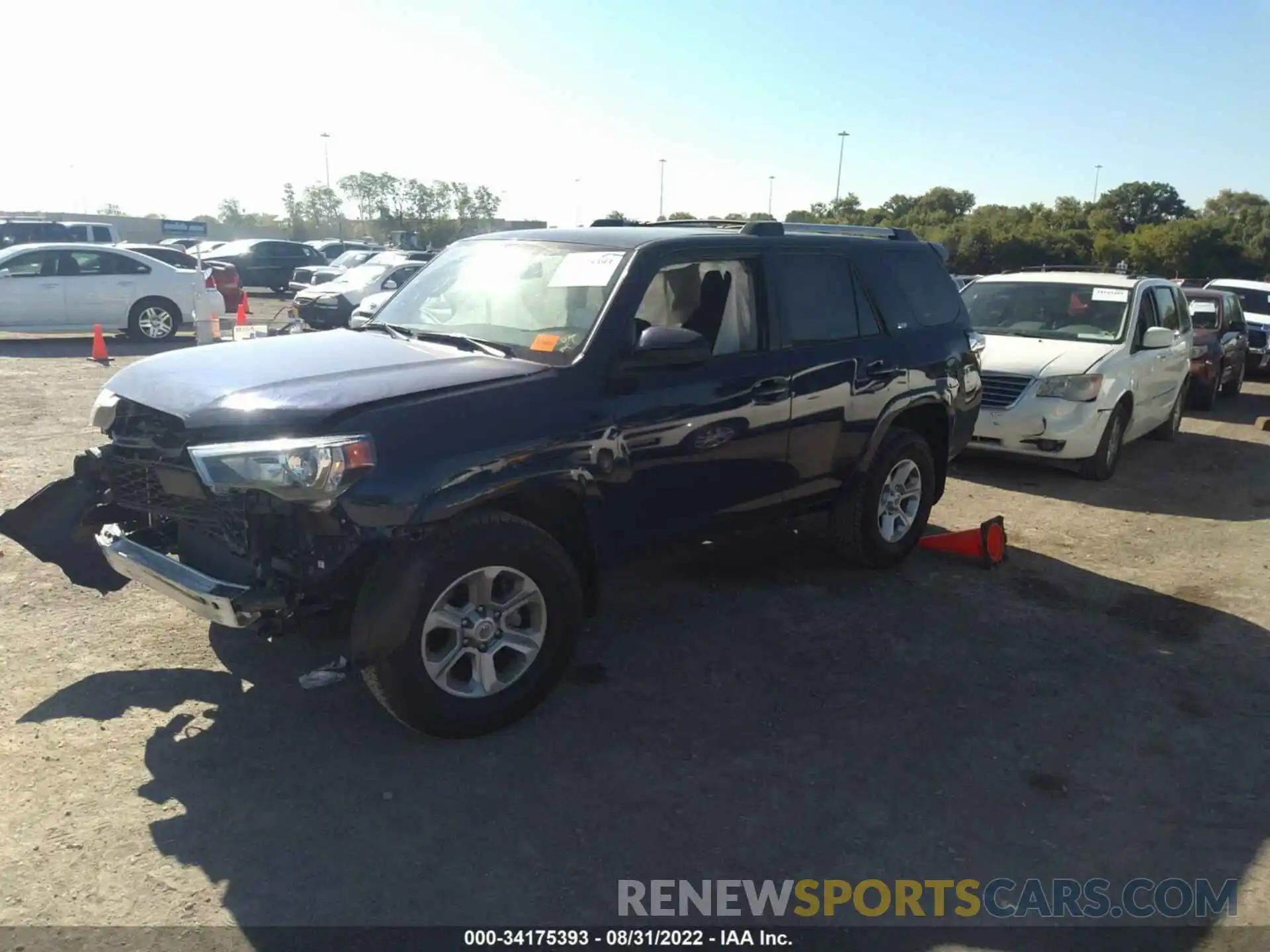 2 Photograph of a damaged car JTEMU5JR8N6011022 TOYOTA 4RUNNER 2022