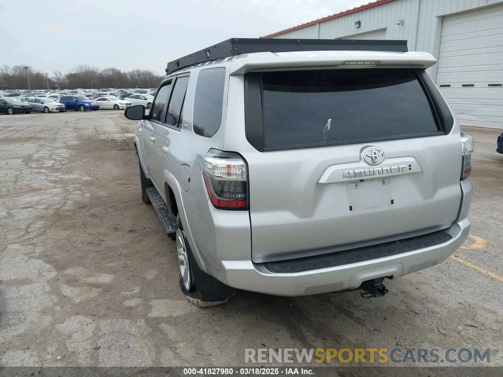 3 Photograph of a damaged car JTEMU5JR8N6019024 TOYOTA 4RUNNER 2022