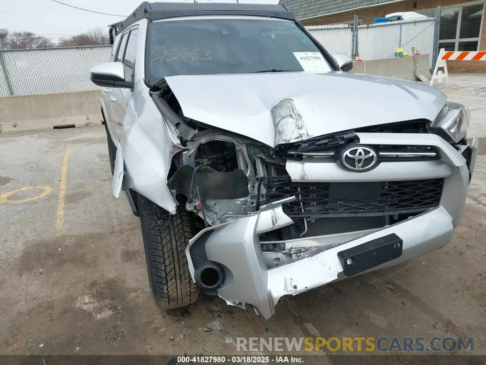 6 Photograph of a damaged car JTEMU5JR8N6019024 TOYOTA 4RUNNER 2022