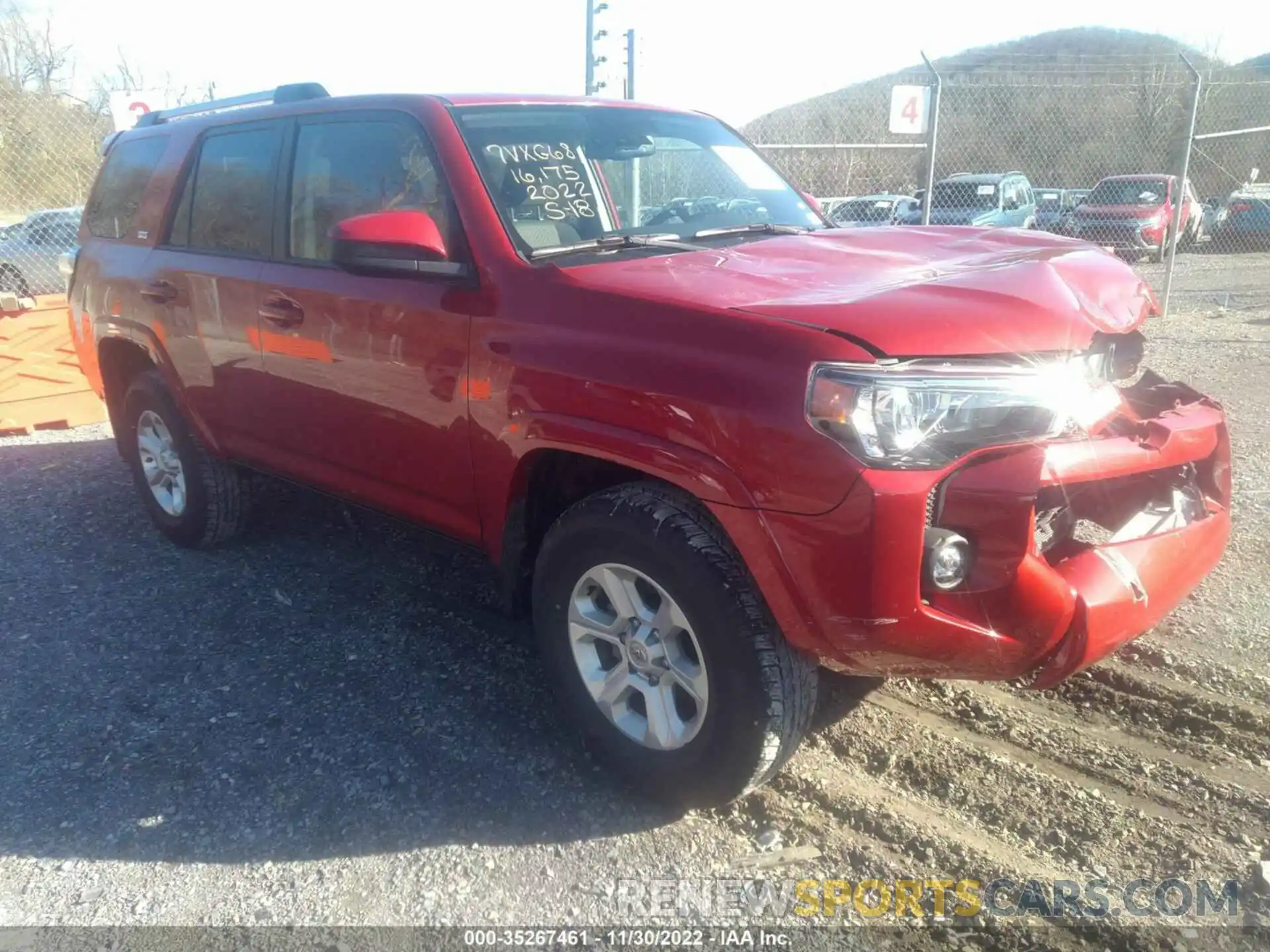 1 Photograph of a damaged car JTEMU5JR8N6056316 TOYOTA 4RUNNER 2022