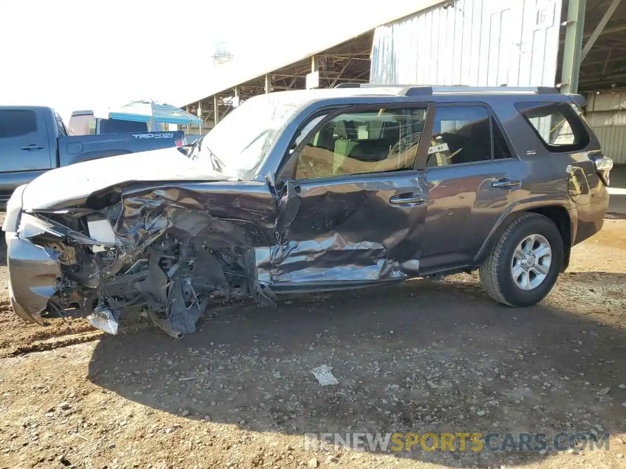 1 Photograph of a damaged car JTEMU5JR9N6053358 TOYOTA 4RUNNER 2022