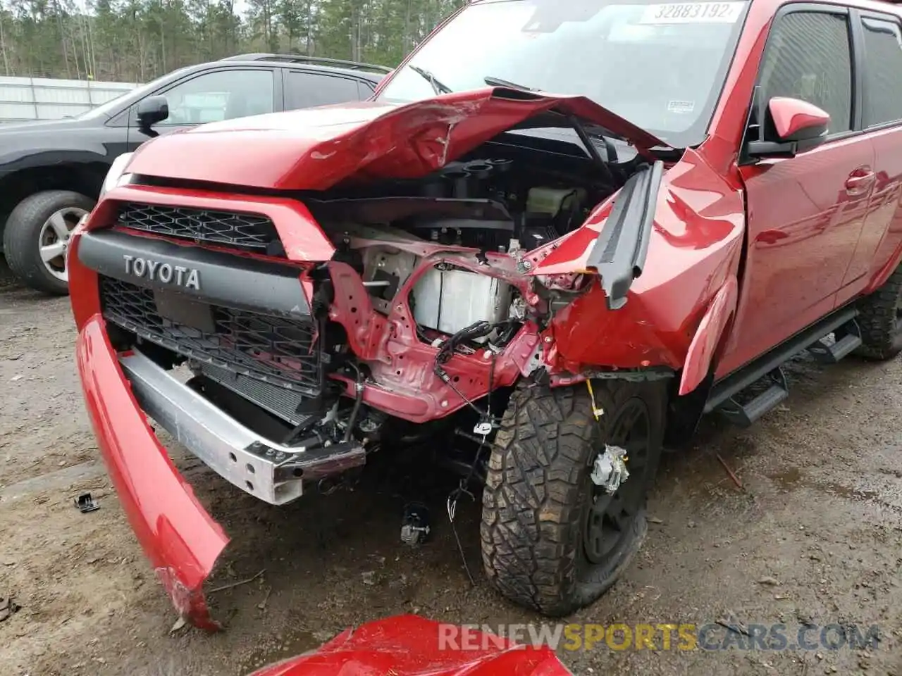 9 Photograph of a damaged car JTENU5JR0N5984969 TOYOTA 4RUNNER 2022