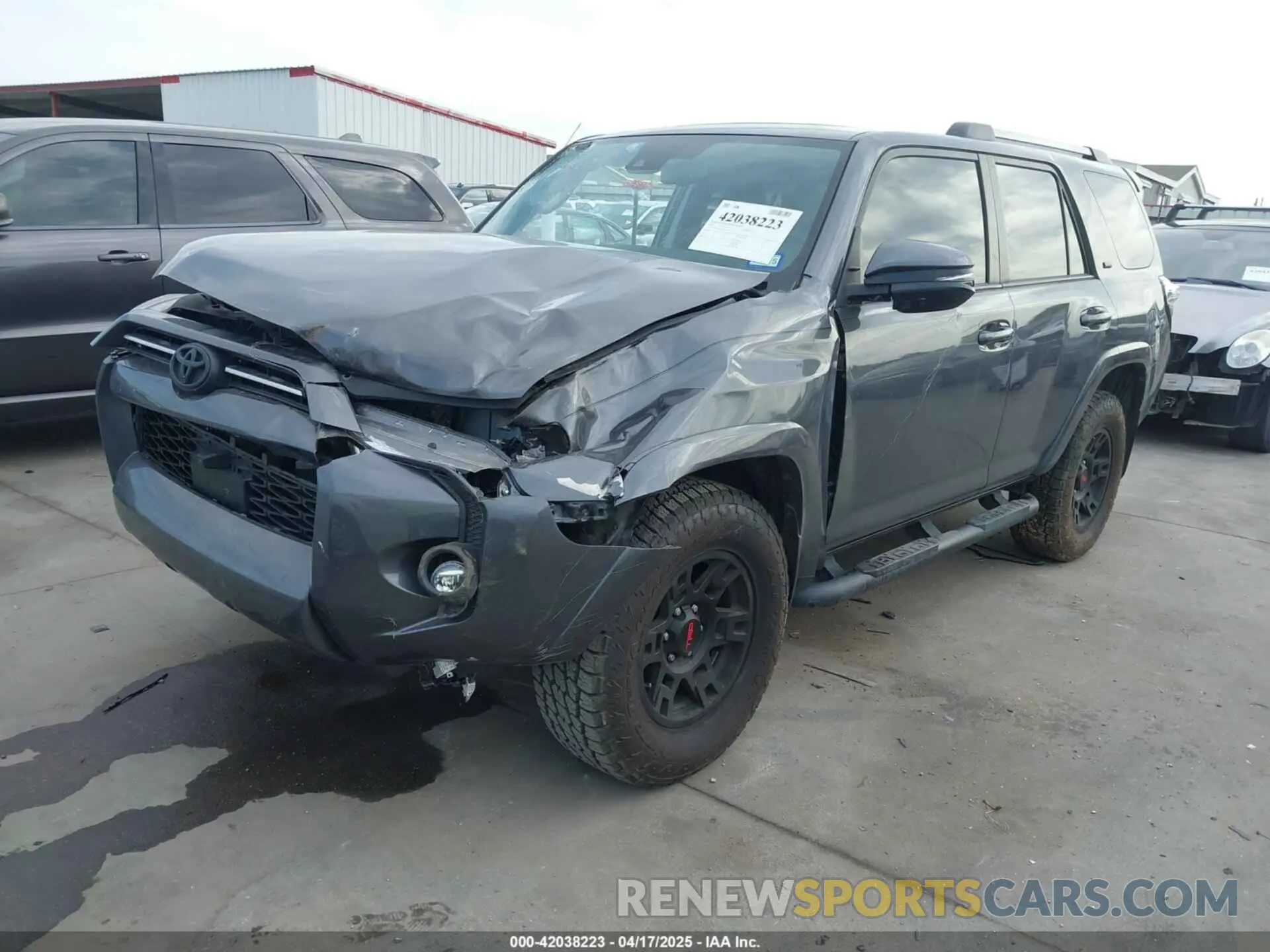 2 Photograph of a damaged car JTENU5JR0N6034346 TOYOTA 4RUNNER 2022