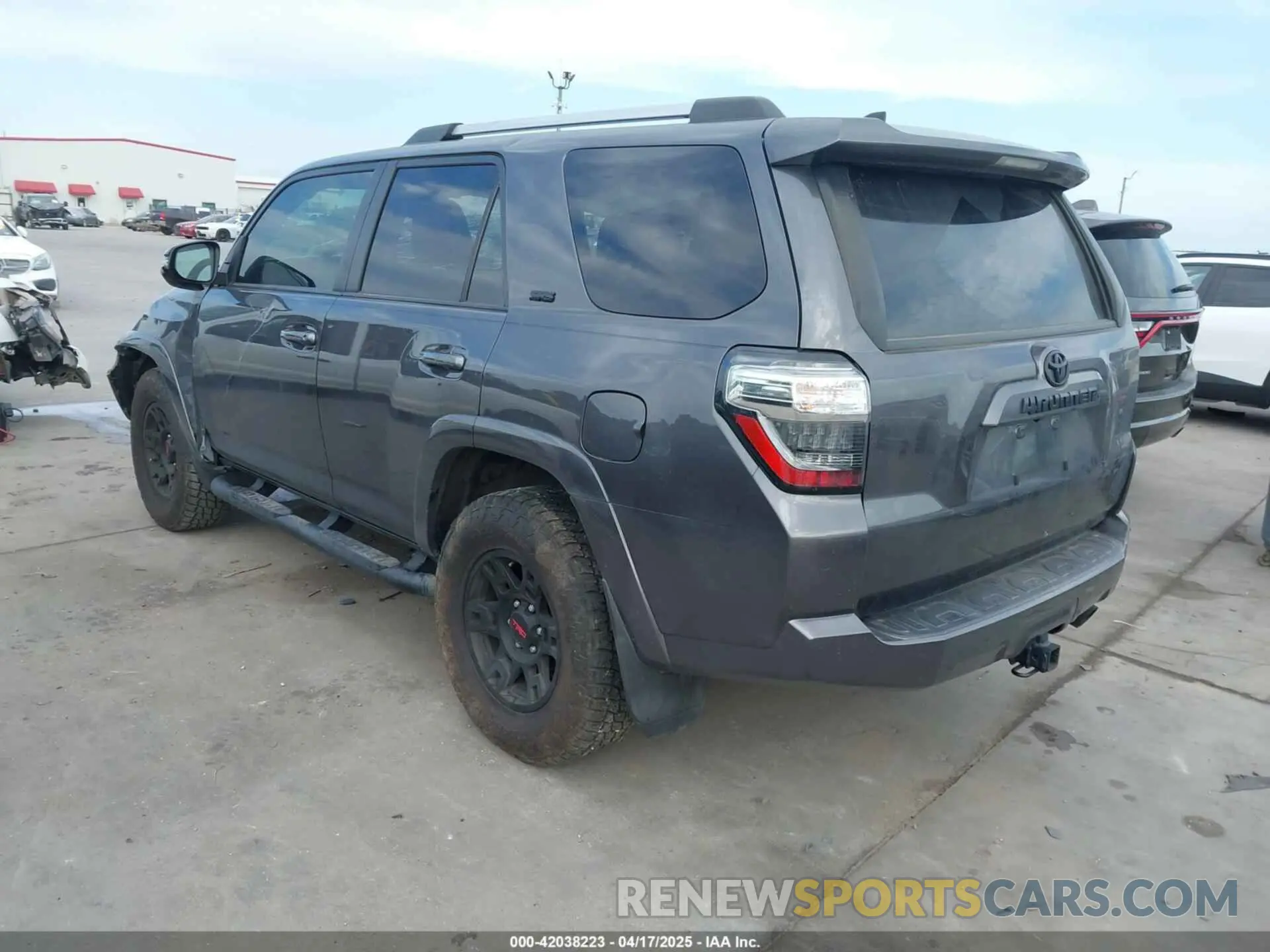 3 Photograph of a damaged car JTENU5JR0N6034346 TOYOTA 4RUNNER 2022