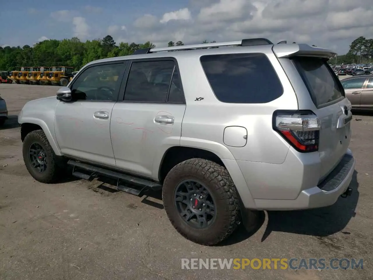 2 Photograph of a damaged car JTENU5JR0N6049381 TOYOTA 4RUNNER 2022
