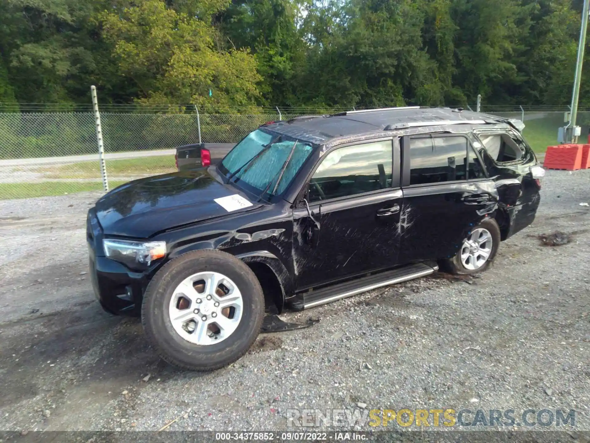 6 Photograph of a damaged car JTENU5JR2N6038317 TOYOTA 4RUNNER 2022