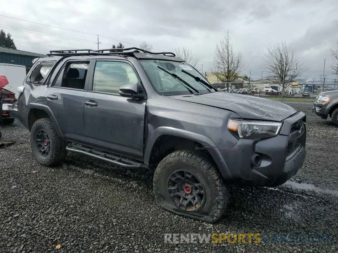 4 Photograph of a damaged car JTENU5JR3N6067471 TOYOTA 4RUNNER 2022