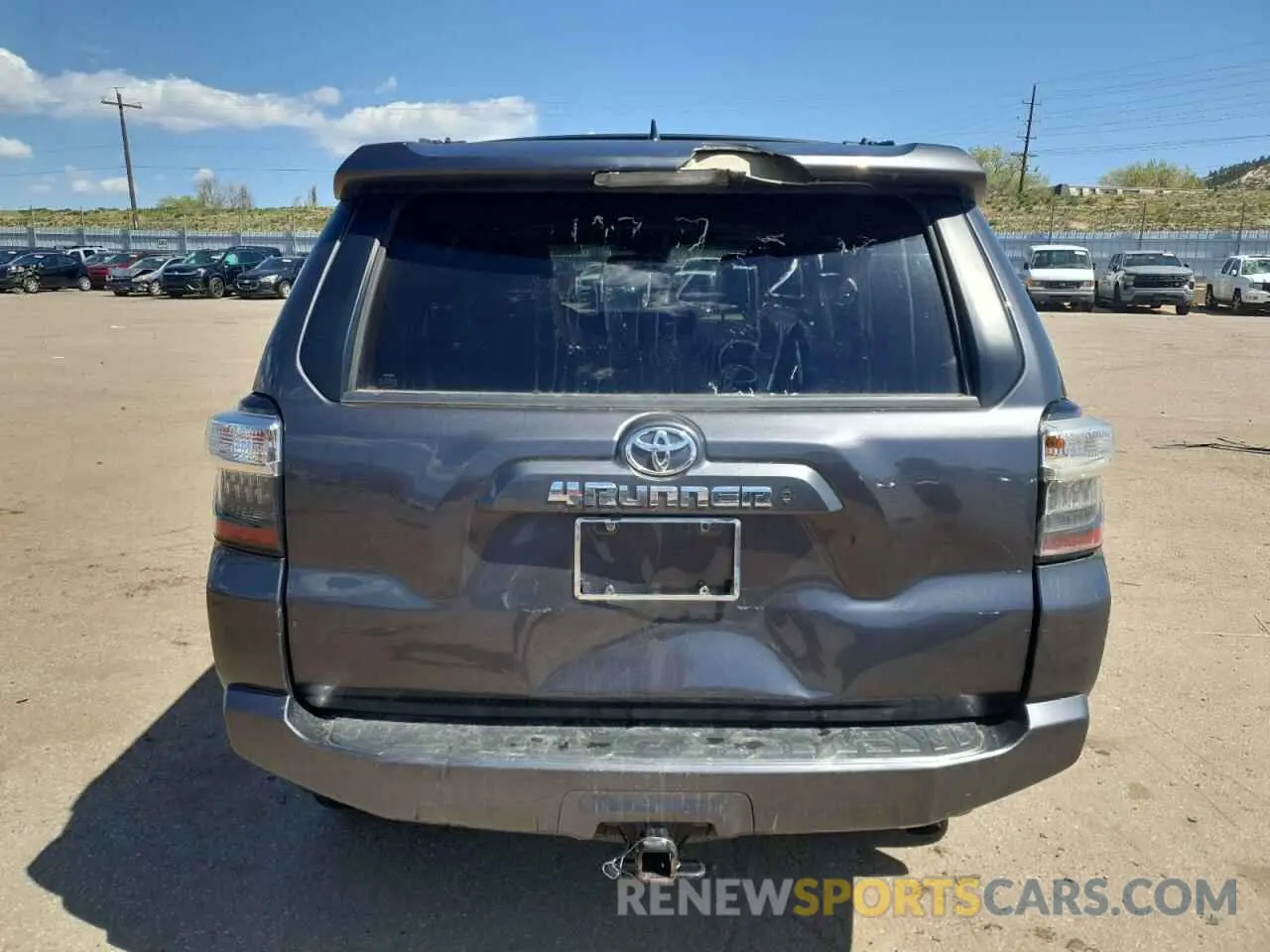 6 Photograph of a damaged car JTENU5JR4N5985462 TOYOTA 4RUNNER 2022