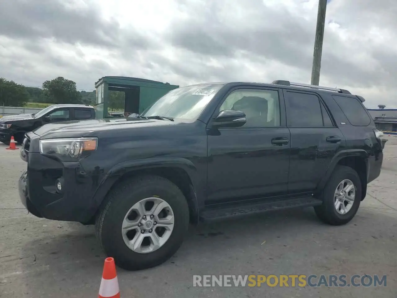 1 Photograph of a damaged car JTENU5JR4N5995179 TOYOTA 4RUNNER 2022