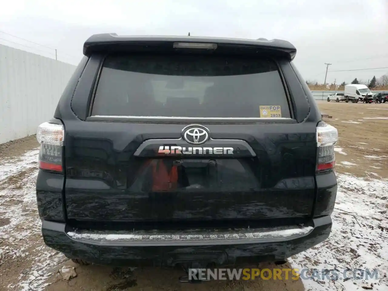 6 Photograph of a damaged car JTENU5JR4N6013256 TOYOTA 4RUNNER 2022