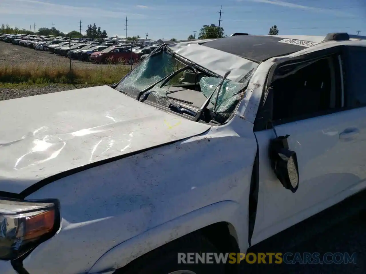 9 Photograph of a damaged car JTENU5JR6N5985947 TOYOTA 4RUNNER 2022