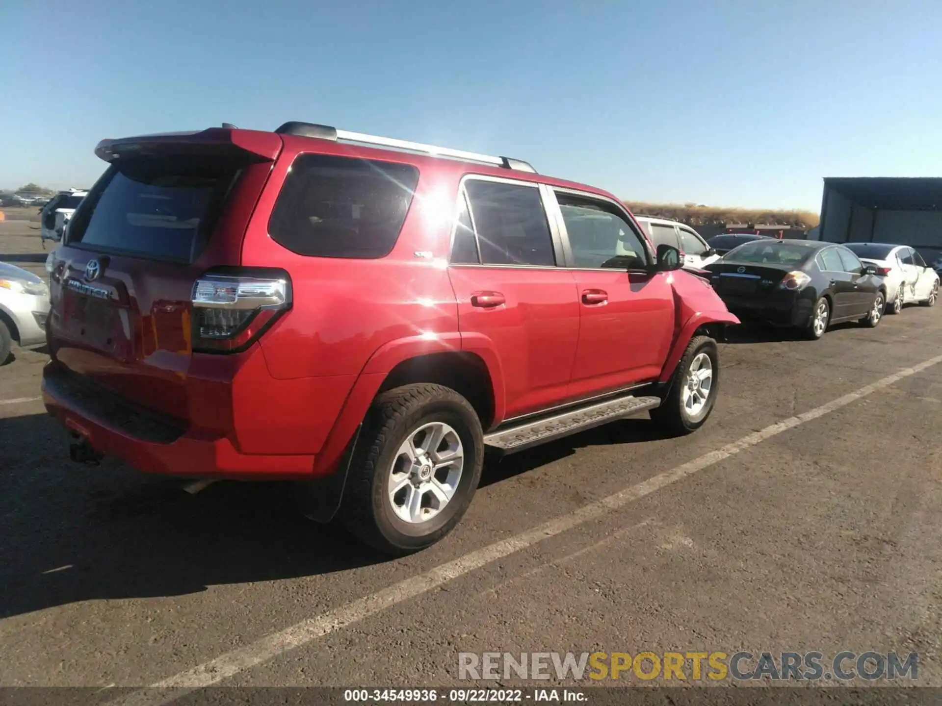 4 Photograph of a damaged car JTENU5JR6N6020676 TOYOTA 4RUNNER 2022