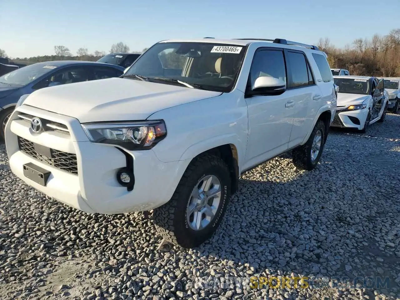 1 Photograph of a damaged car JTENU5JR6N6029037 TOYOTA 4RUNNER 2022