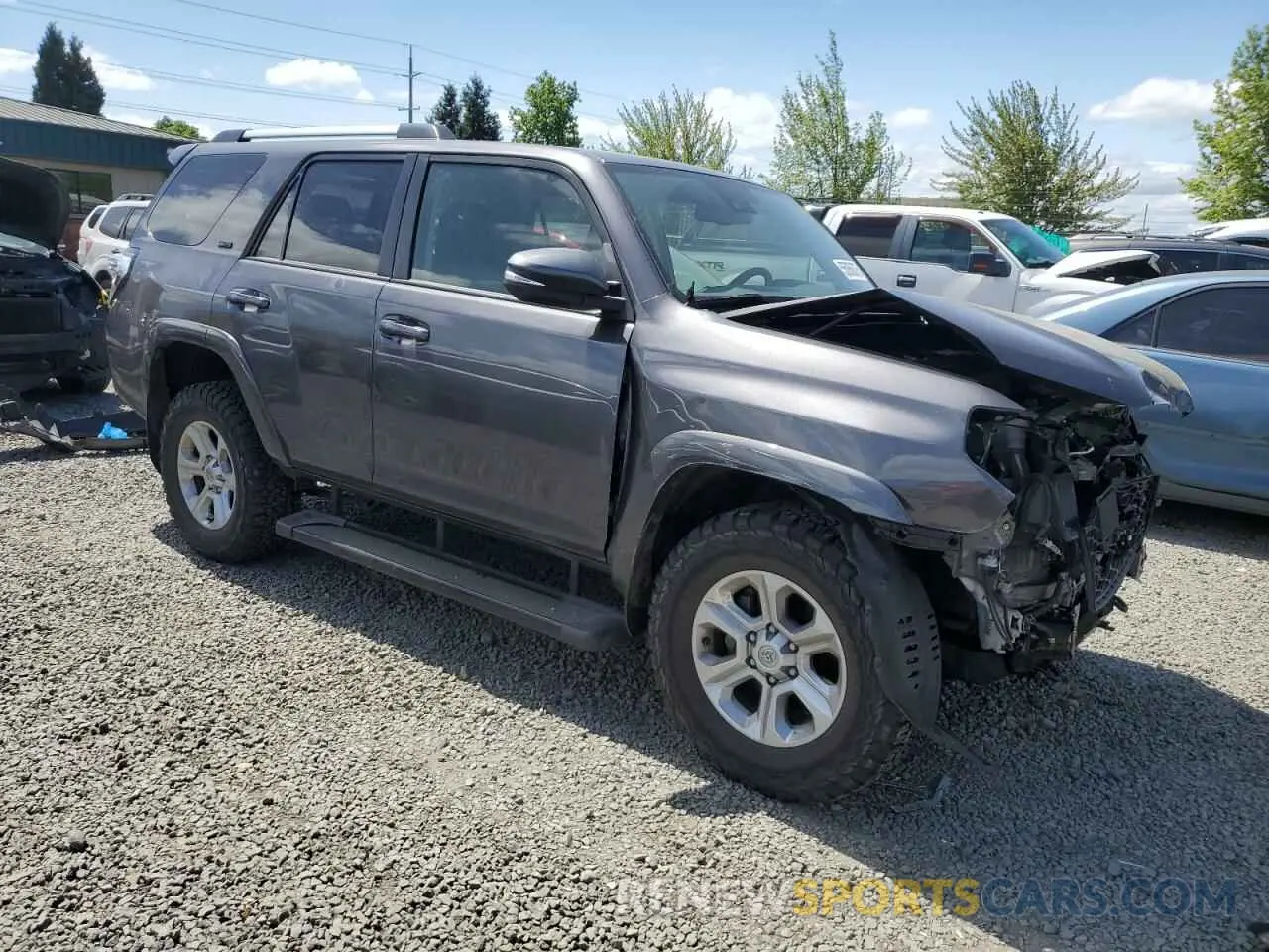 4 Photograph of a damaged car JTENU5JR6N6032486 TOYOTA 4RUNNER 2022