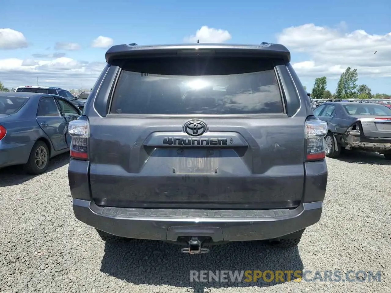 6 Photograph of a damaged car JTENU5JR6N6032486 TOYOTA 4RUNNER 2022
