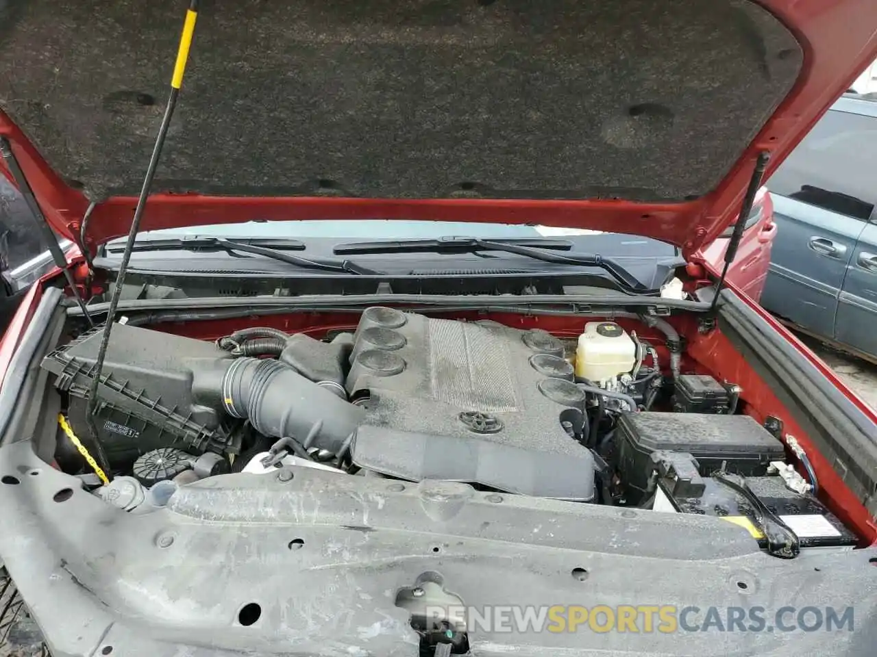 7 Photograph of a damaged car JTENU5JR7N6020265 TOYOTA 4RUNNER 2022