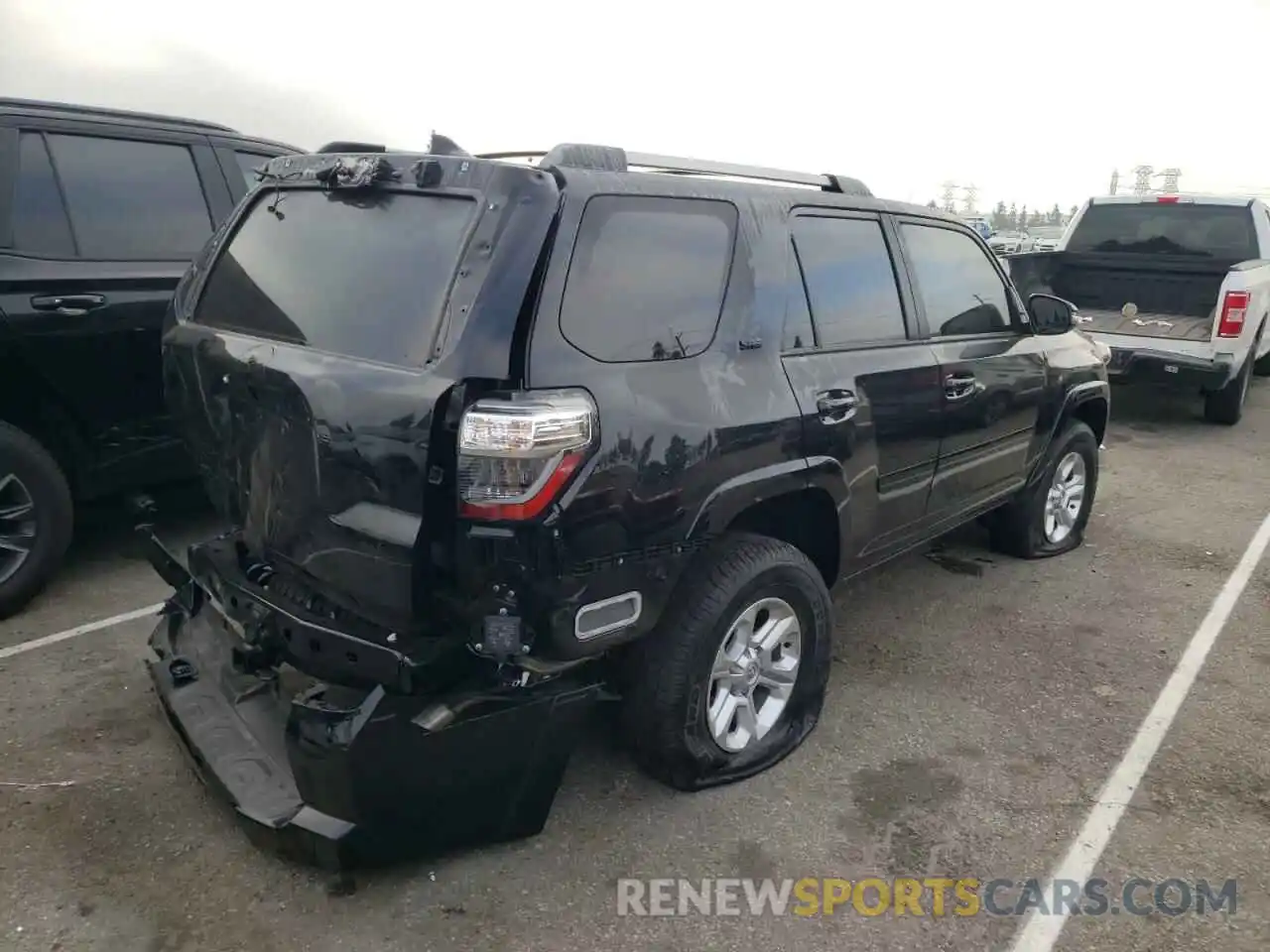 3 Photograph of a damaged car JTENU5JR7N6078795 TOYOTA 4RUNNER 2022