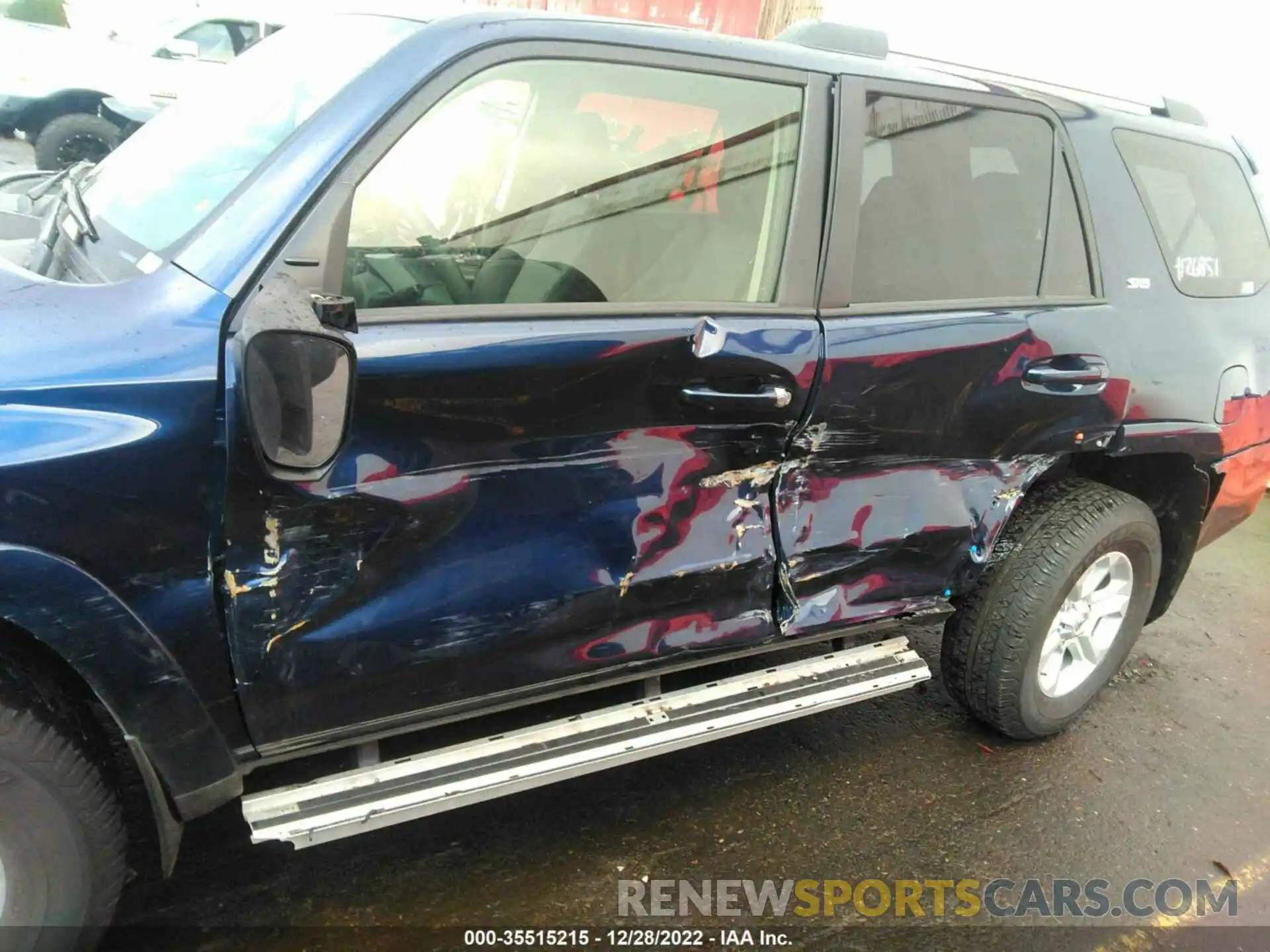 6 Photograph of a damaged car JTENU5JR8N6064999 TOYOTA 4RUNNER 2022